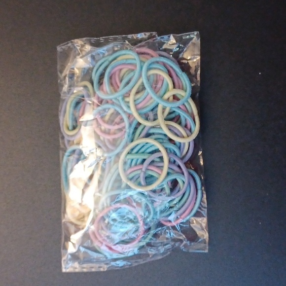 $4 Add-on New 100 Pastel Coloured Hair Ties - Small (Braid Size) - Picture 3 of 3